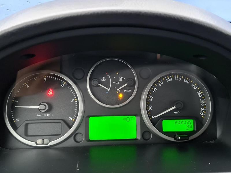 Land Rover Freelander 2,2 TD4 112WW 4WD - fotka 11 z 17