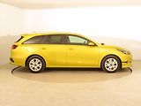 Kia Ceed (2022) Silver 1.5 T-GDI MHEV - náhled 6