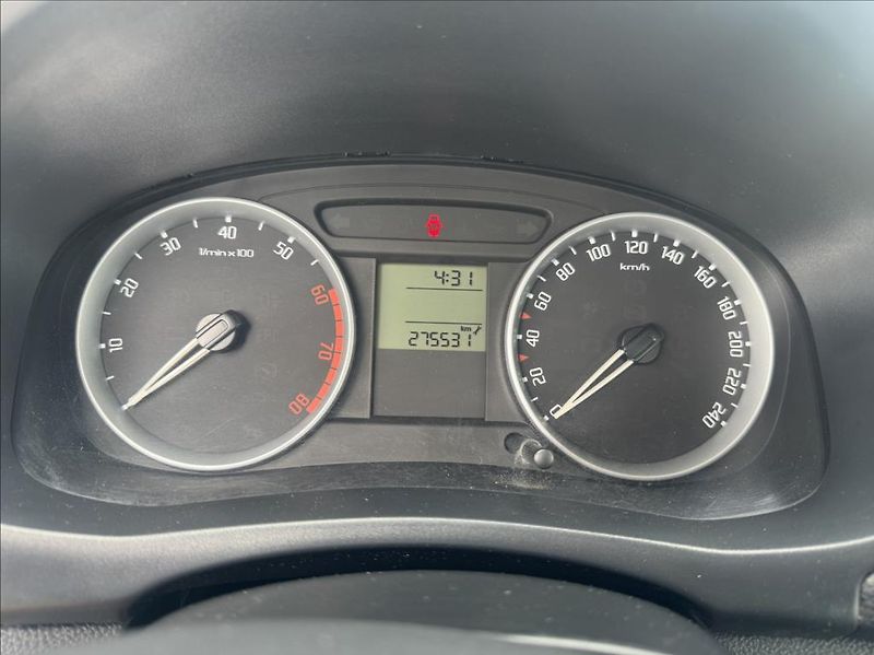 Škoda Fabia 1,2 HTP - fotka 13 z 17