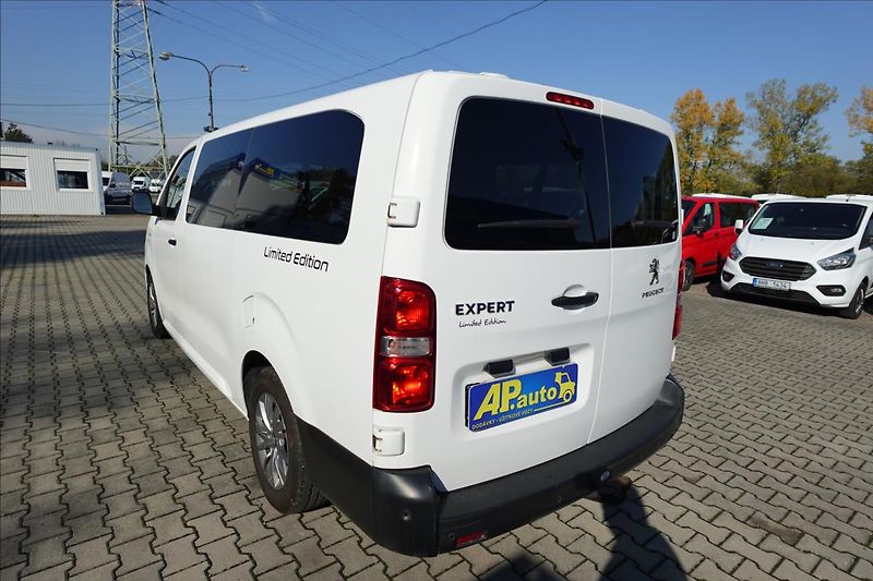 Peugeot Expert 2,0 HDI  Traveller L3H1 8MÍST - fotka 14 z 36