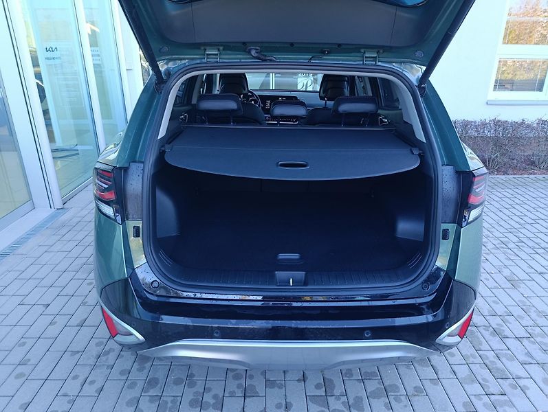 Kia Sportage (2022) 1.6 T-GDi 110Kw Top 4x4 ČR 1. - fotka 5 z 17