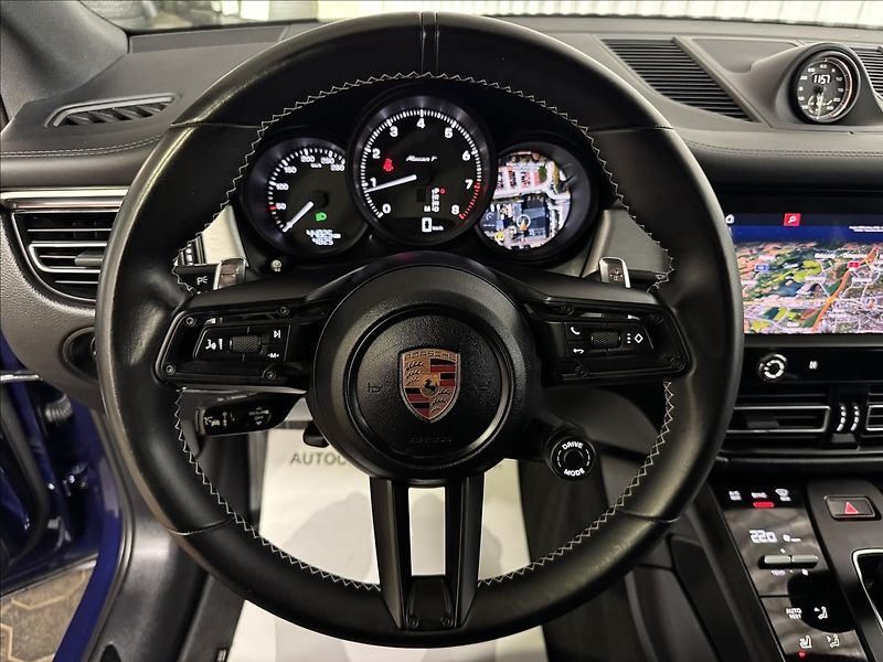 Porsche Macan T CHRONO PASM PANO MATRIX LED - fotka 16 z 49