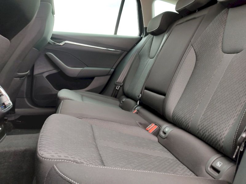 Škoda Octavia (2023) Combi Style 2,0 Tdi 110 Kw DSG - fotka 29 z 40