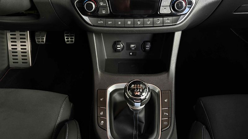 Hyundai i30 (2024) N-Perfor-206kW-26tkm-PPF-8xALU - fotka 14 z 18