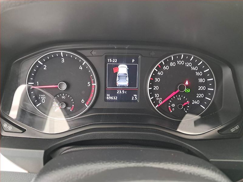 Volkswagen Amarok (2020) Comfortline V6 3.0 TDI - fotka 11 z 19