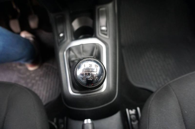 Peugeot 301 (2012) 1,6 1,Majitel  nové v ČR - fotka 16 z 29