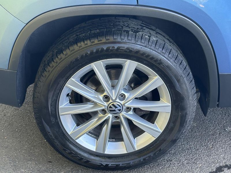 Volkswagen Tiguan (2011) 1.4TSI/90kW * 2.Maj. 4x2  - fotka 36 z 37