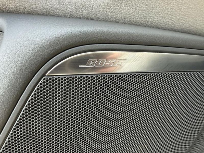 Audi A6 Avant kombi 3,0 TDi, tažné zařízení - fotka 17 z 42