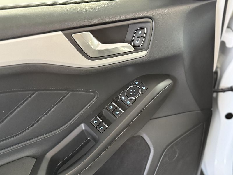 Ford Focus (2020) - fotka 14 z 29