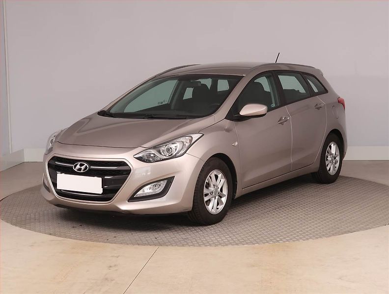 Hyundai i30 (2016) 1.6 MPI, Serv.kniha, Tempomat - fotka 2 z 17