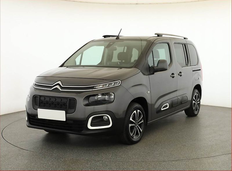 Citroën Berlingo (2019) Feel 1.5 BlueHDi, 5Míst, ČR - fotka 2 z 20