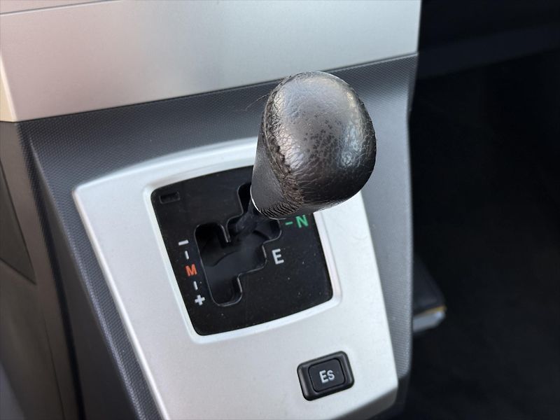 Toyota Corolla Verso 1,8 - fotka 16 z 18