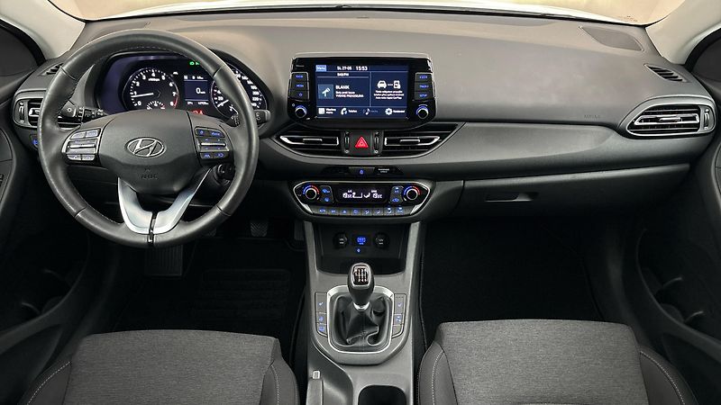Hyundai i30 1.5 T-GDI Smart Kombi - fotka 8 z 24