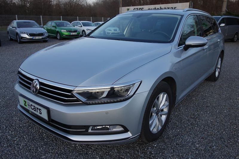 Volkswagen Passat 2.0TDi Highline 110kW DSG LED - fotka 1 z 23