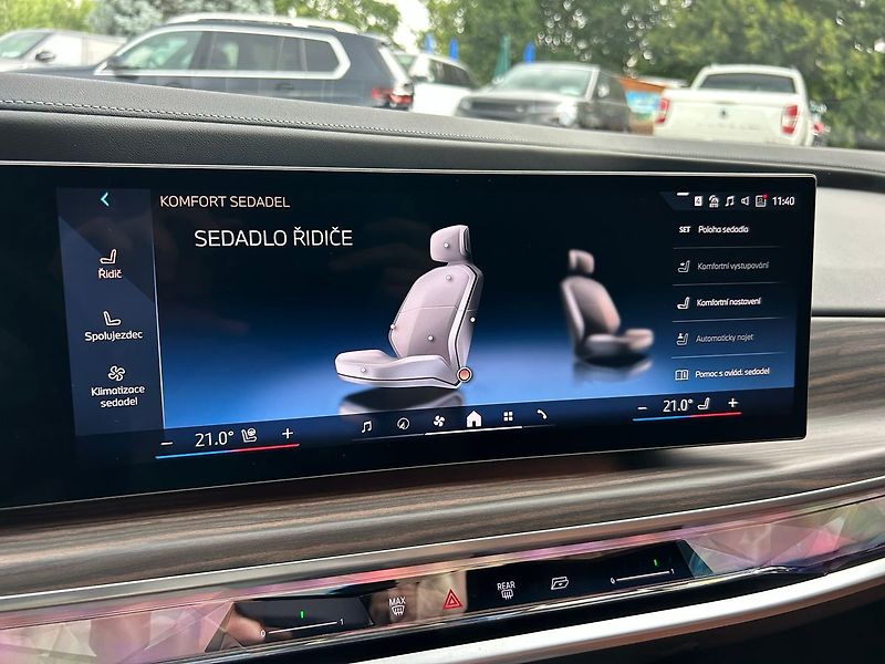 BMW Ostatní i7 xDrive 60 TV TOP 2025 - fotka 41 z 44