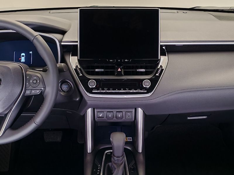 Toyota Corolla Cross 2,0 Hybrid Executive - fotka 15 z 45