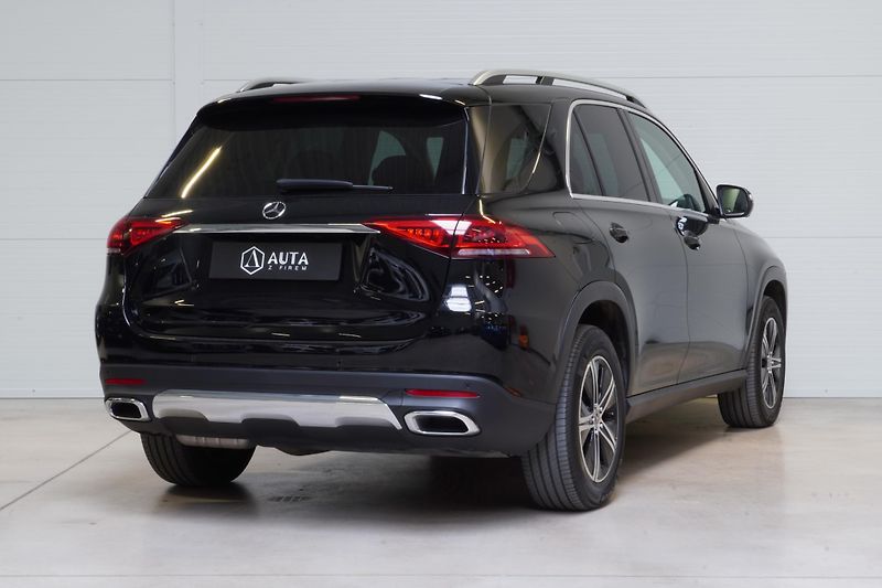 Mercedes-Benz GLE 300d 4M,ČR,1.MAJ,DPH,ACC,360 - fotka 6 z 37