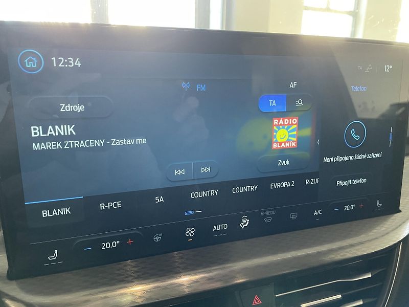 Ford Kuga (2024) Titanium 1.5 EcoBoost 110kW - fotka 22 z 30