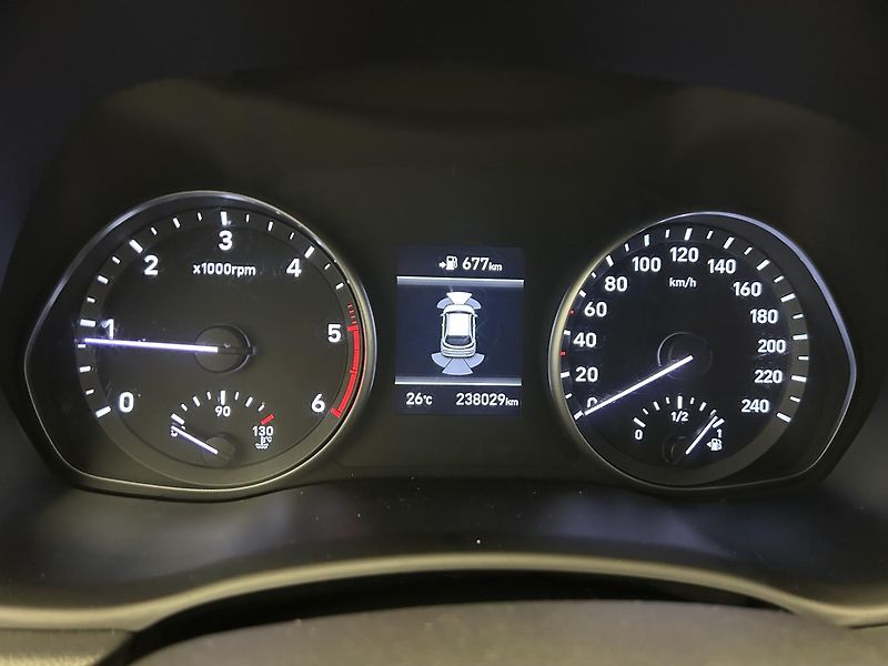 Hyundai i30 1.6 CRDI Style - fotka 15 z 24