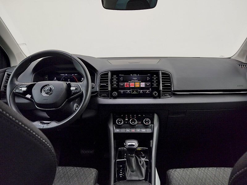 Škoda Karoq (2022) Style Plus 2,0 Tdi 85 Kw DSG - fotka 5 z 36