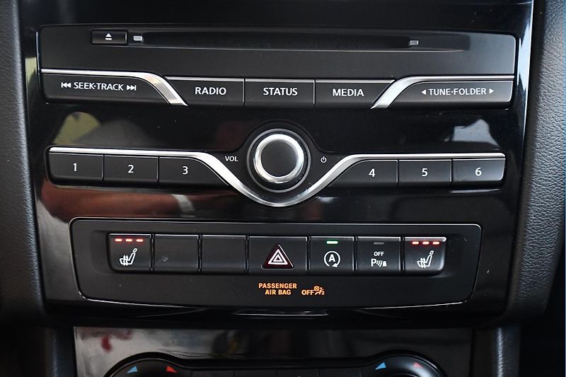 Infiniti QX30 220 CDI 4MATIC PANO ACC - fotka 32 z 52