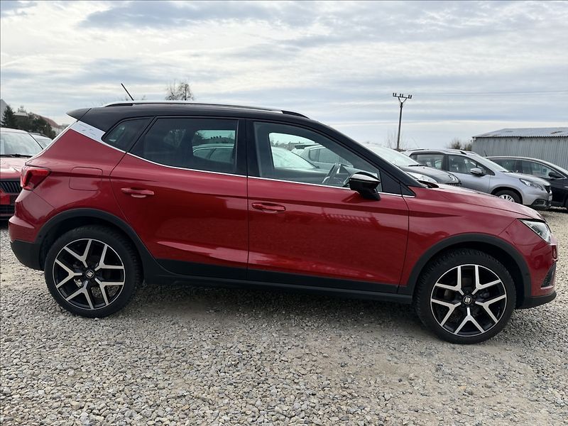 Seat Arona 1,5 FR TSI 110kW NAVI VIRTUAL - fotka 4 z 30