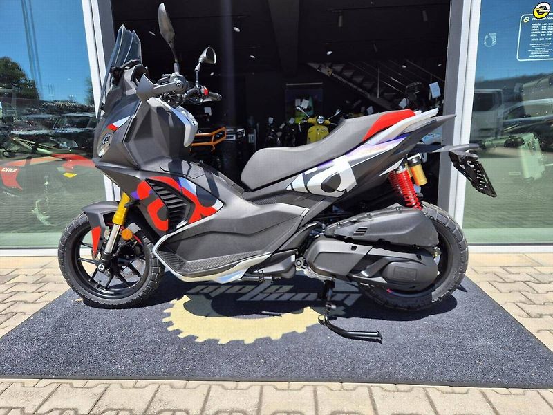 Aprilia (2026) SR GT 400 RALLY REPLICA - SKLA - fotka 8 z 46