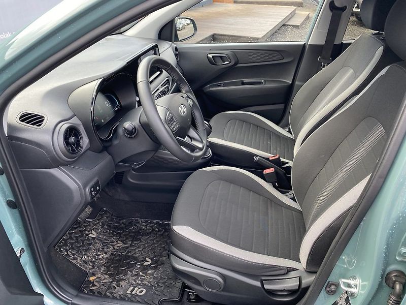 Hyundai i10 1.2i, ČR-1m, Smart, automat - fotka 9 z 31