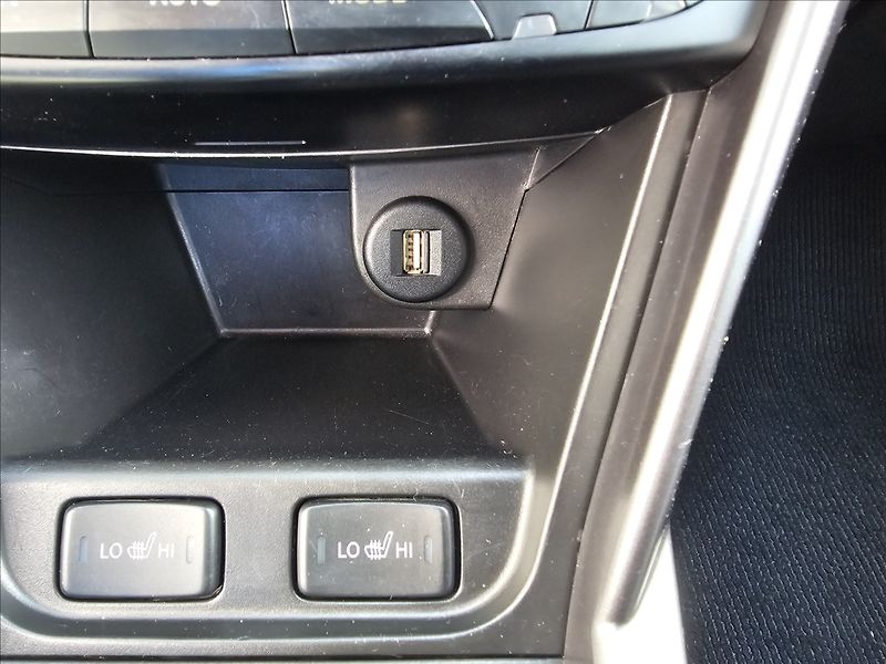 Suzuki SX4 S-Cross 1,4 T BoosterJet AllGrip 4x4 - fotka 22 z 45