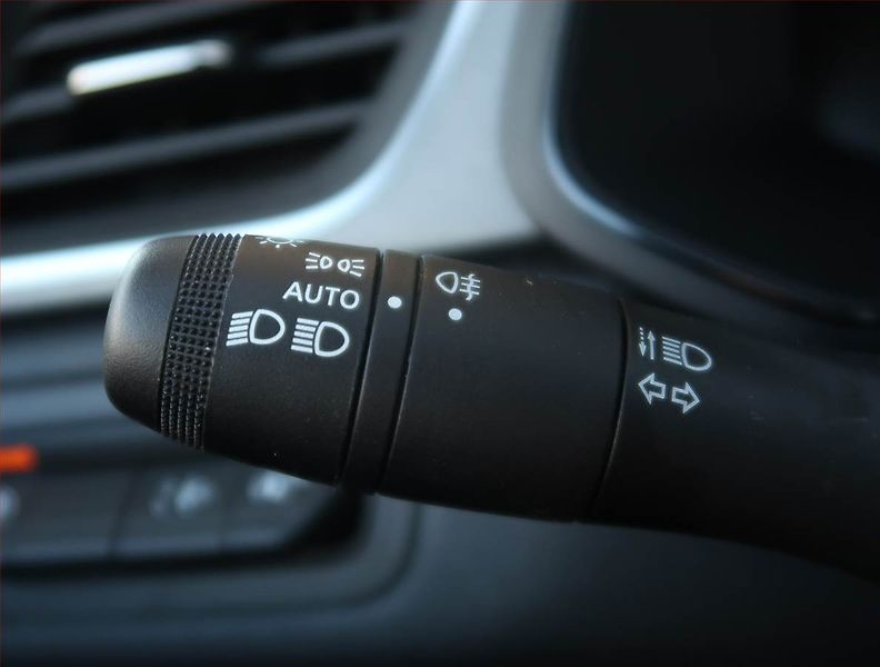 Renault Captur (2024) 1.3 TCe MHEV, MHEV,Automat - fotka 17 z 22