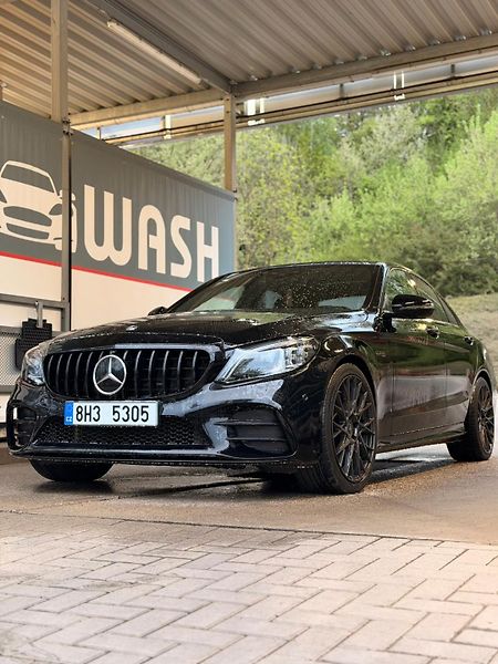 Mercedes-Benz Třídy C (2019) - fotka 1 z 5
