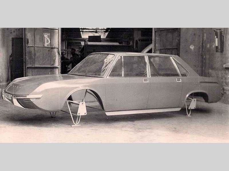 Tatra 603 a její prototypy.