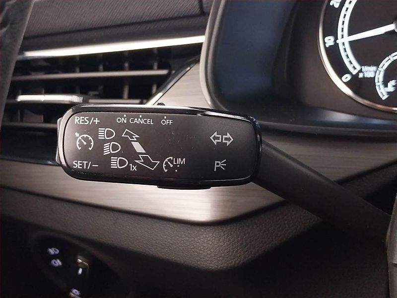 Škoda Kamiq (2021) Scoutline 1.0 TSI - fotka 20 z 23