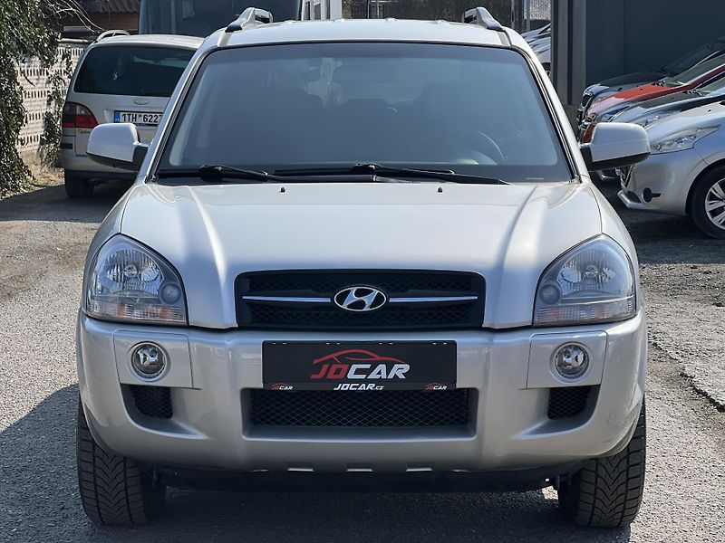 Hyundai Tucson 2.0CRDi 4x4 KLIMATIZACE ALU - fotka 2 z 35