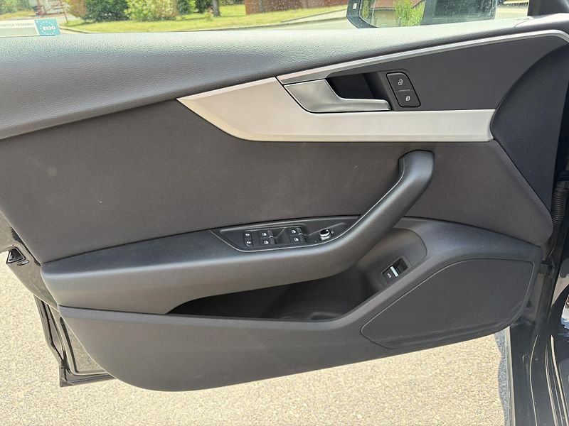 Audi A5 (2021) 2.0 40 Tdi Quatro S Tronic ČR - fotka 9 z 29