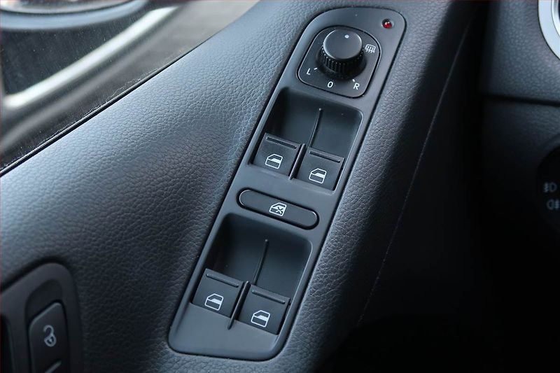 Volkswagen Tiguan (2009) Sport 1.4 TSI, 4X4 - fotka 15 z 18
