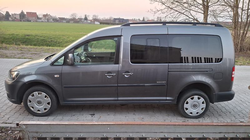 Volkswagen Caddy maxi 4x4 servisní historie     - fotka 10 z 46