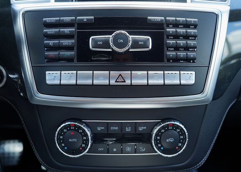 Mercedes-Benz GL 350d/4Matic/AMG/ČR/DPH - fotka 43 z 47