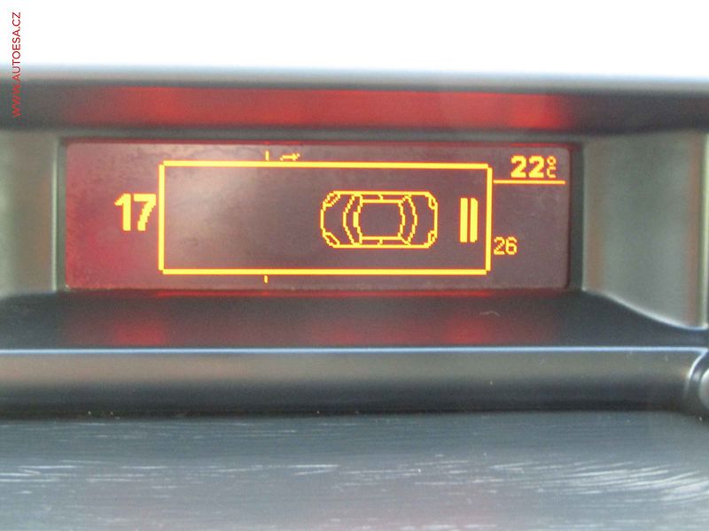 Citroën C3 Picasso (2016) 1.6HDi, 1.maj, AC, tempo - fotka 16 z 20