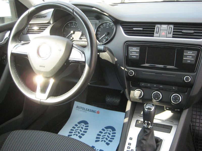 Škoda Octavia 1.4 TSi 110 kW DSG DPH Top ČR! - fotka 21 z 29