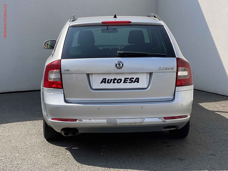 Škoda Octavia (2009) 1.4 TSI, AC, temp - fotka 5 z 16