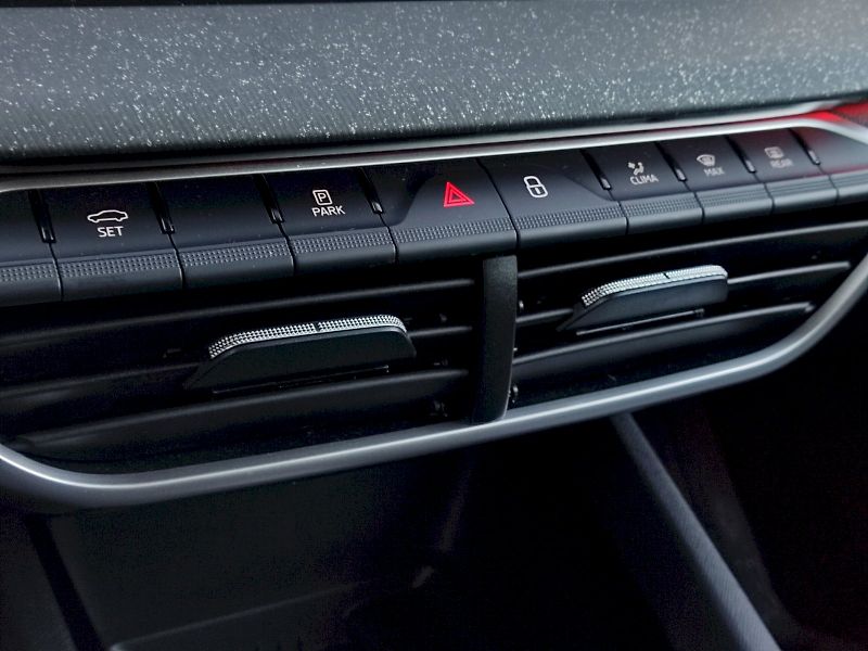 Škoda Octavia (2025) Drive130Plus 1.5TSI 110kW 7DSG - fotka 21 z 38