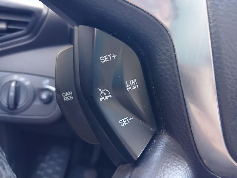 Ford Kuga 1.6i - fotka 18 z 36