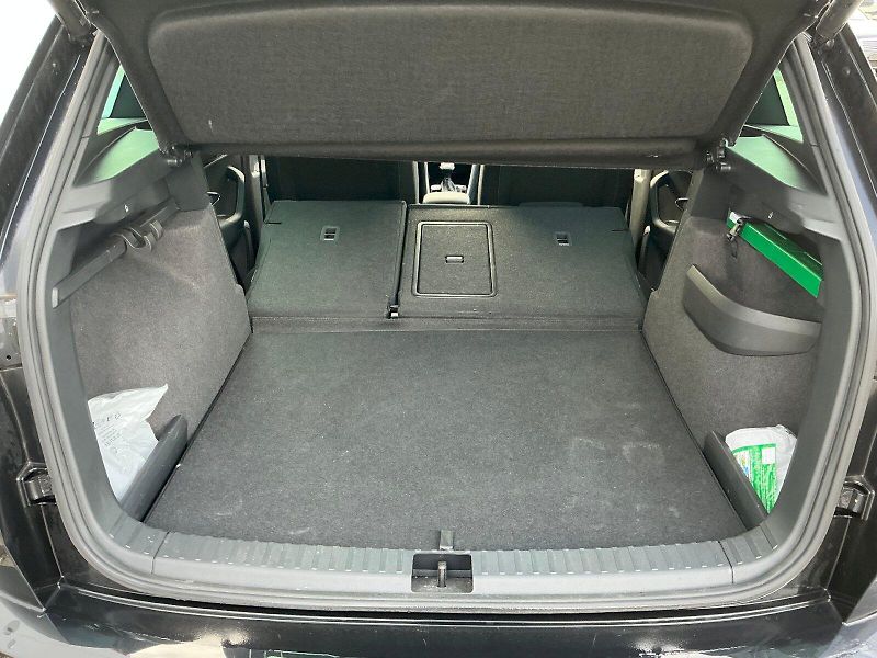 Škoda Karoq (2024) 2.0 TDI 4x4 DSG SportLine - fotka 20 z 32