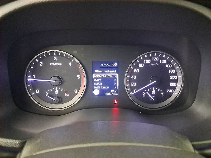 Hyundai Tucson (2016) Trikolor 1.7 CRDi, Navi - fotka 11 z 15