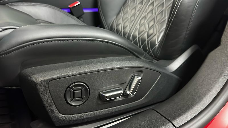 Audi S7 ZÁRUKA / TOP STAV - fotka 30 z 46