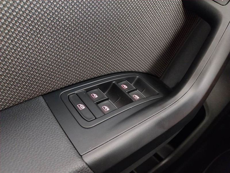 Seat Ateca (2018) 1.4 TSI - fotka 15 z 22