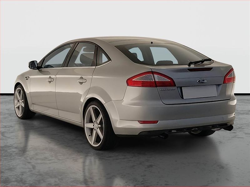 Ford Mondeo (2007) 2.5 Duratec, Park. senzory - fotka 4 z 18