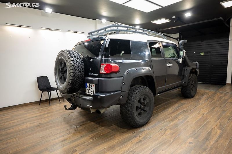 Toyota FJ (2007) 4.0 183 kW - úpravy v TP - fotka 4 z 27