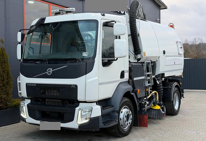 Volvo FL 15.250 ZAMETAČ JOHNSTON  - fotografie inzerátu